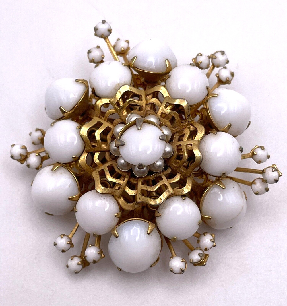 MCM Milk Glass Sunburst Flower Brooch Pin Vintage 2.65" Gold Tone Estate READ